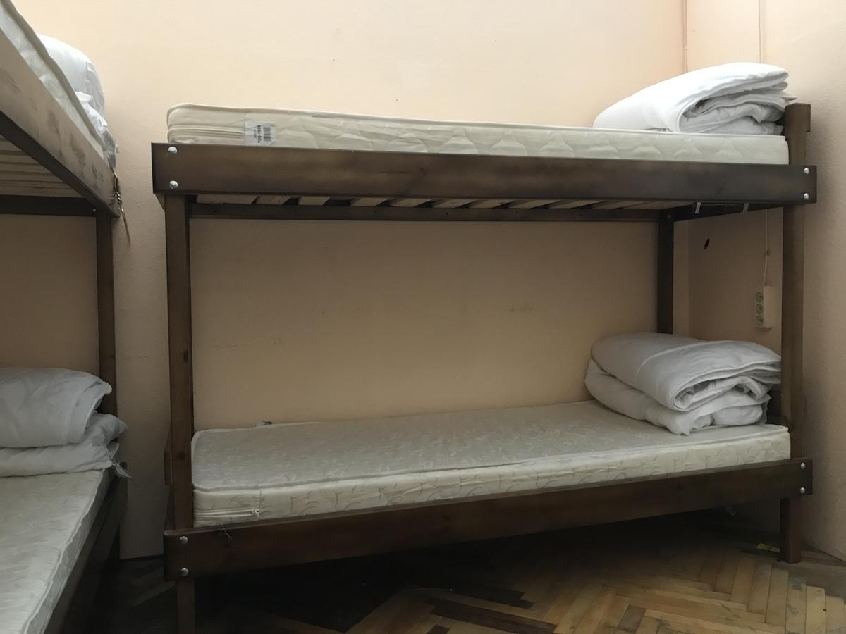 Hostel Dyukovskiy Kyiv Exterior photo